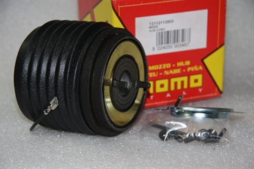 Momo Lenkradnabe C3503 für Nissan 180B,200 Lenkrad Nabe steering wheel hub mozzo naaf