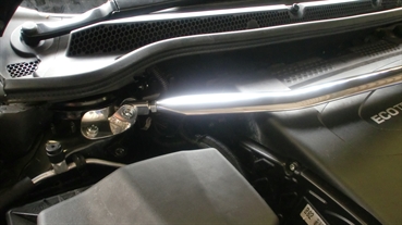 Wiechers Alu Domstrebe vorne oben für Opel Astra-J Modelle ab Bj.2009 Strebe Aluminium Racingline Strut Bar