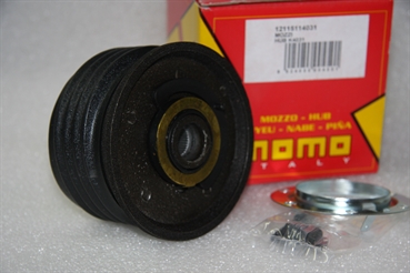 Momo Lenkradnabe für Fiat Uno, Uno D ab Bj.`90-`92 nicht für Lenkrad Nabe steering wheel hub mozzo naaf